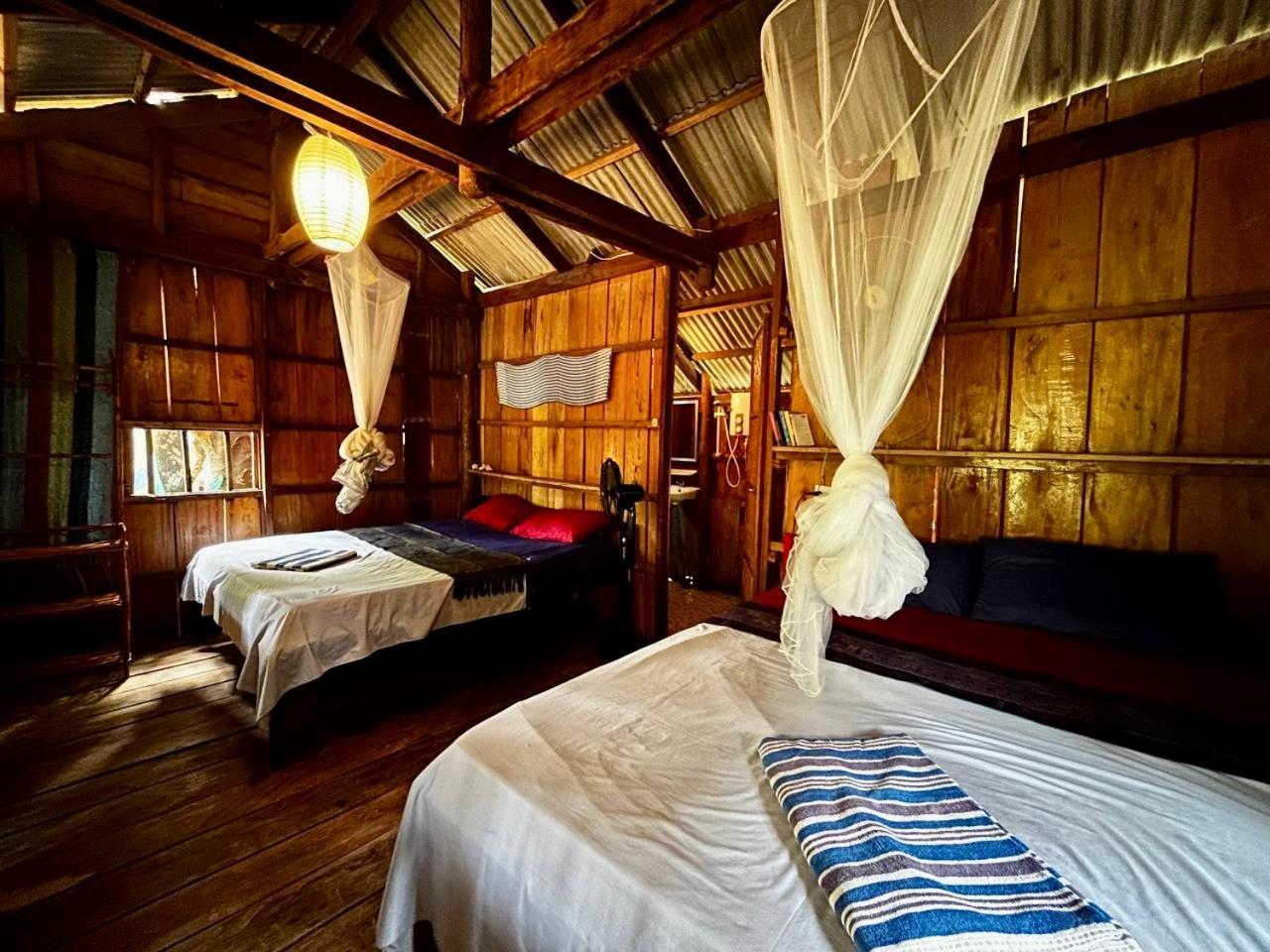 Beach House Cambodia Ко Ронг Санлоем Екстериор снимка