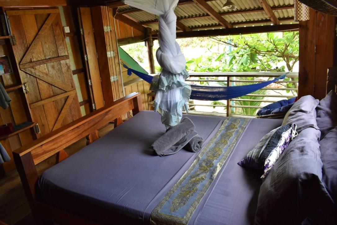 Beach House Cambodia Ко Ронг Санлоем Екстериор снимка